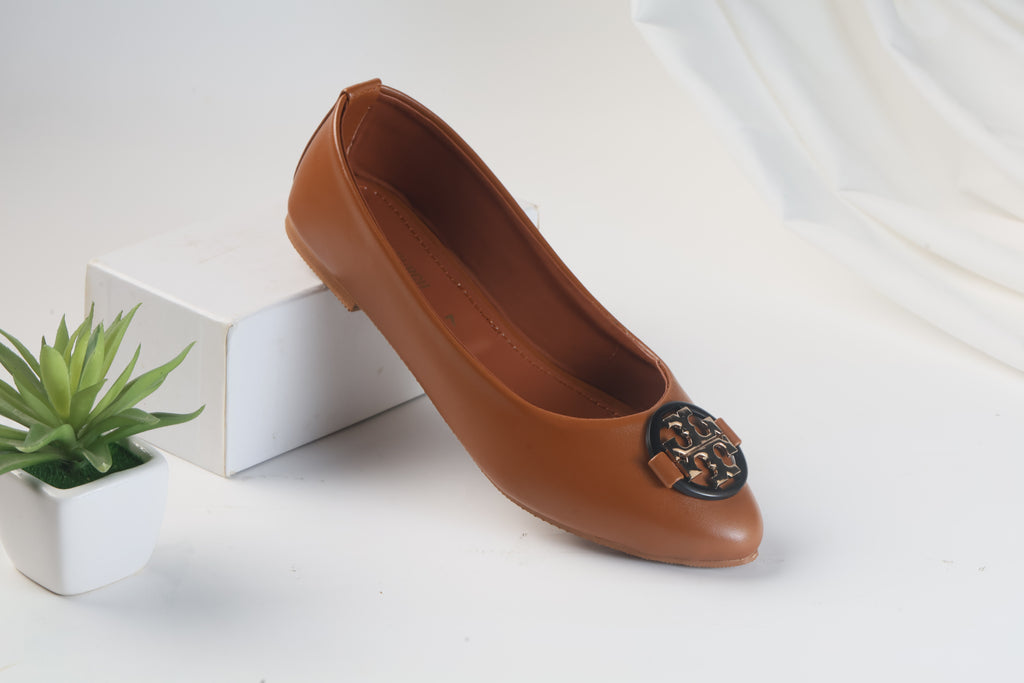 TORY BURCH CLAIRE BALLET FLAT PUMPS - BROWN