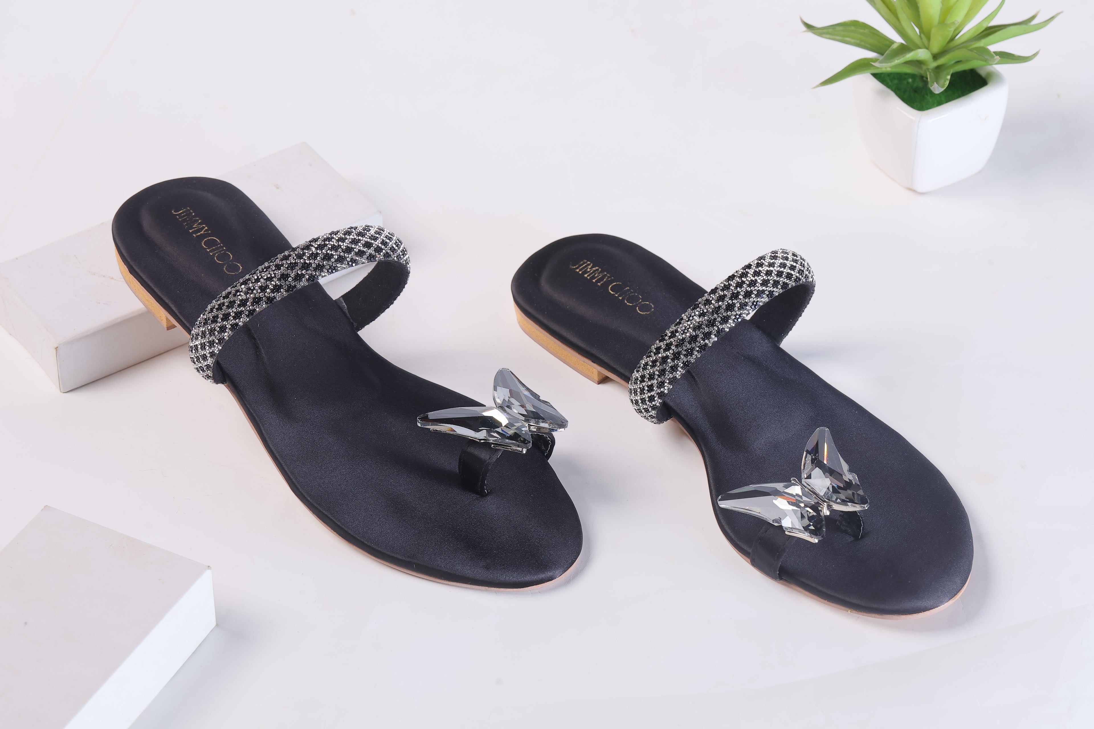 JIMMY CHOO CHIRSTAL BUTTERFLY-BLACK