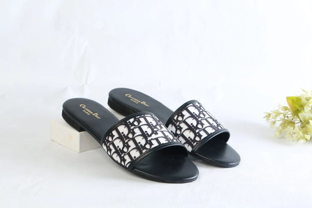 COMBO DEAL - DIOR SLIDES WITH DIOR BOOK TOTE BAG - DD WHITE