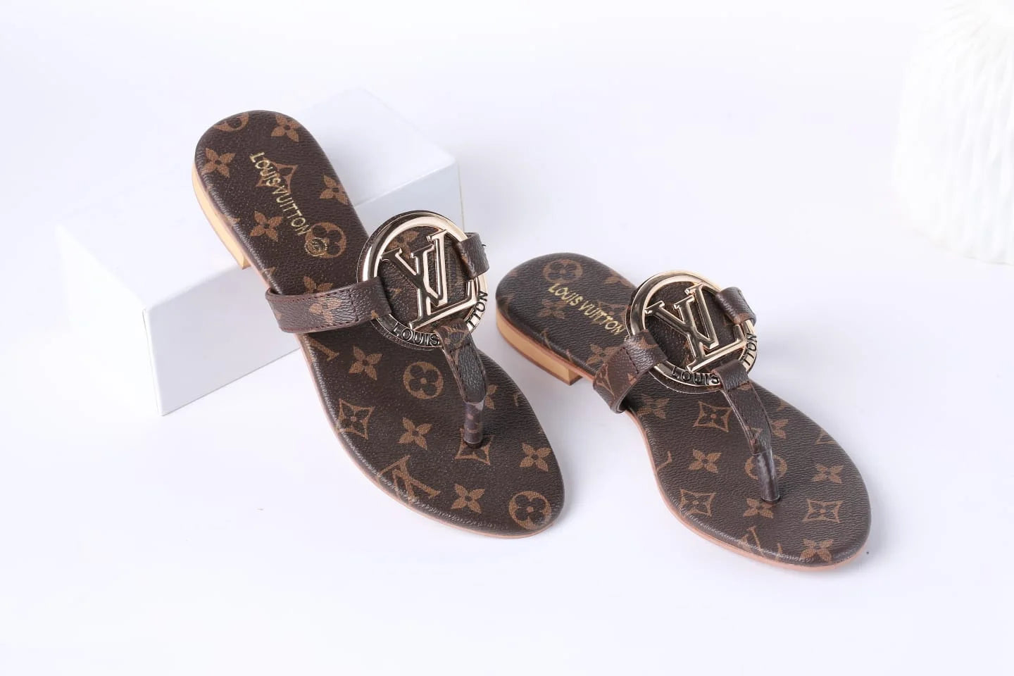 LV MONOGRAM CASUAL FLATS