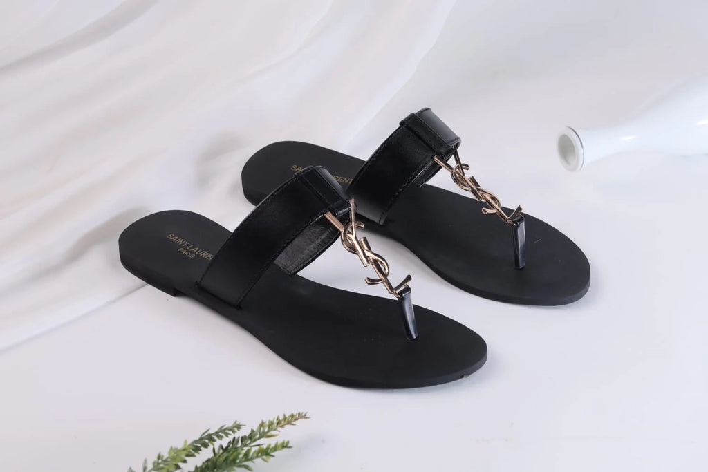SAINT LAURENT CASSANDRA SLIPPER - BLACK