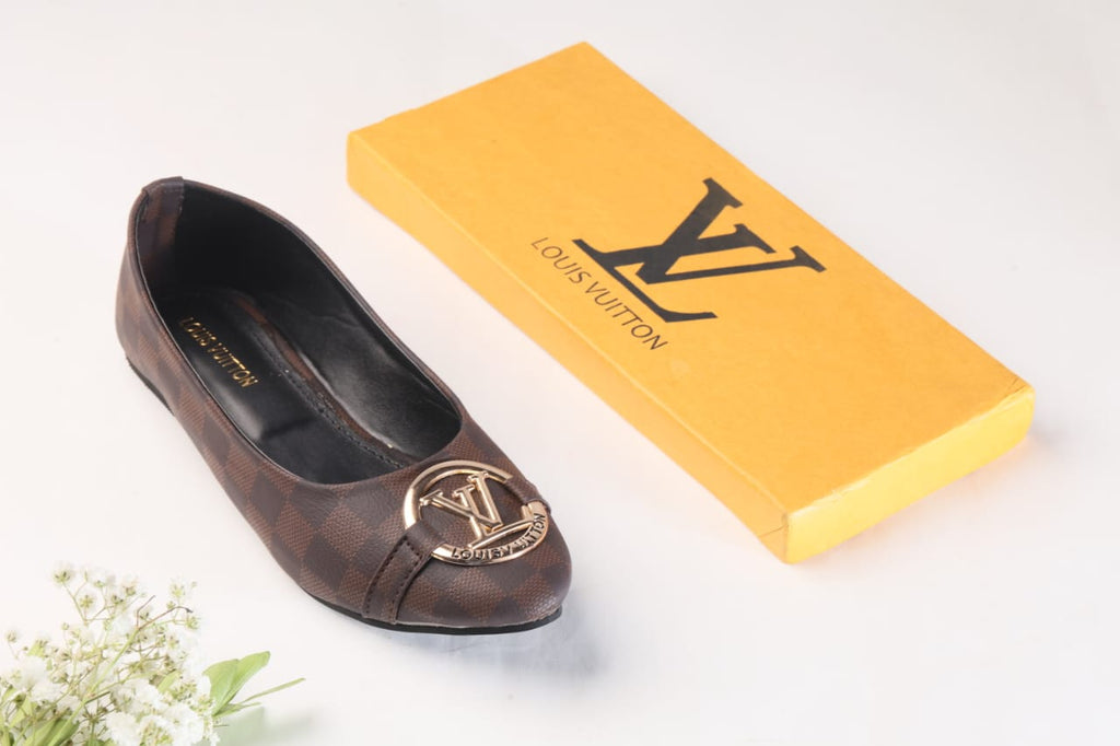 BROWN CHECK FLAT PUMPS