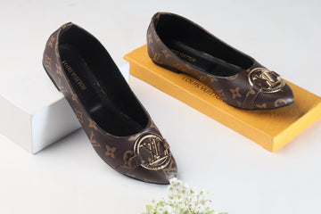 Mahveen Pumps