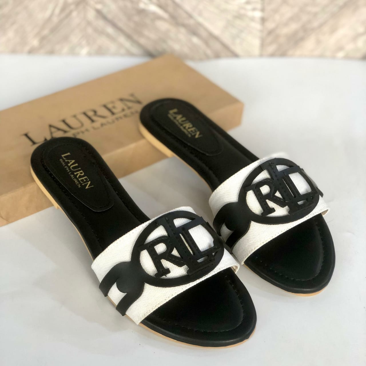 RALPH LAUREN WOMEN'S ALEGRA SLIDES - BLACK