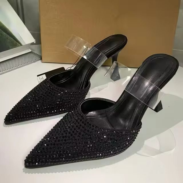 Mehreen Heels