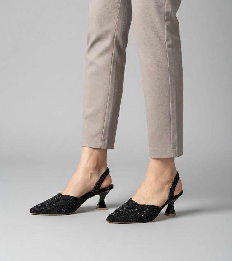 Black Stone Heel