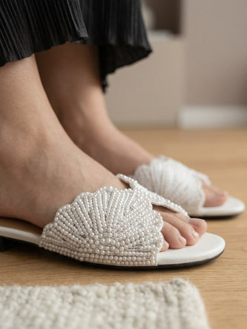 Sea Shell Pearl Flats = White
