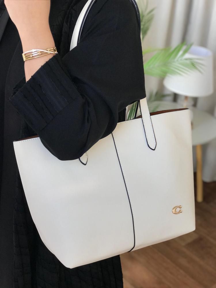 Louis Vuitton OnTheGo MM