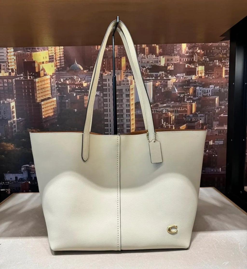 Louis Vuitton OnTheGo MM